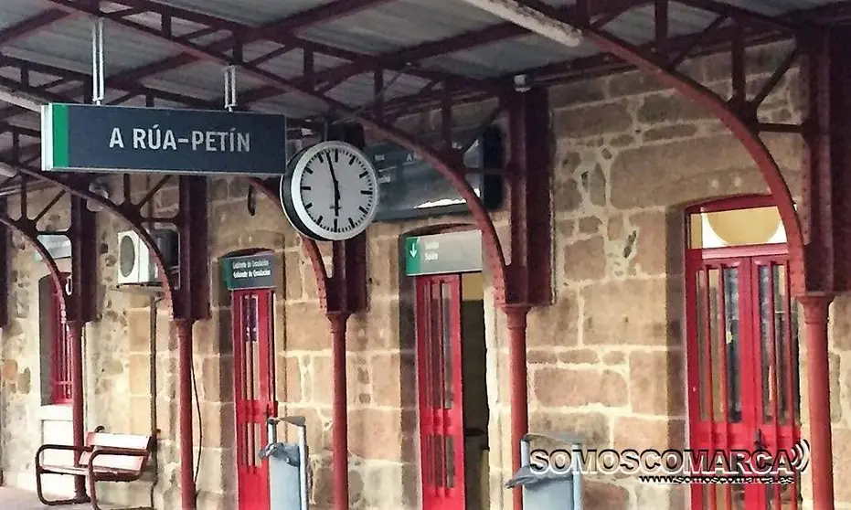 portada. Estación tren A Rúa
estaciondetrenarua_reloj