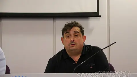 Aurentino Alonso,concelleiro de Deportes;  Daniel Ramos, presidente CDBarco; Agustín Rellán, coordinador Bases Barco;  y Juan Carlos Vidal, vicepresidente CD Barco.